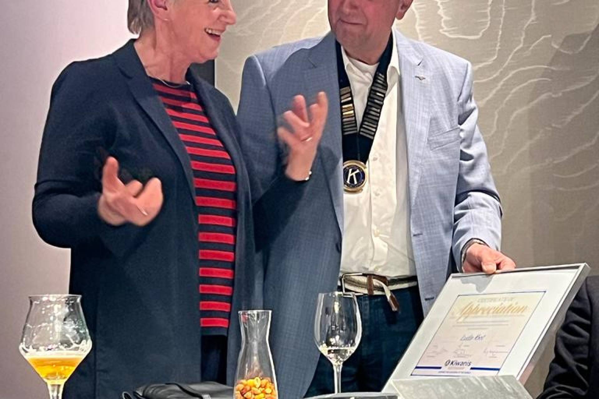 78daa572-a845-4929-8381-2d53b4aa42b0